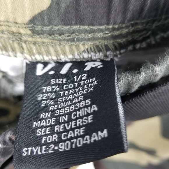 NWT VIP Jeans High Rise Baggy Fit Camouflage Joggers Size 1/2 - Picture 14 of 14